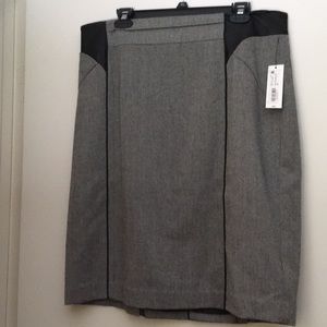 Black Cross Dye Pencil Skirt